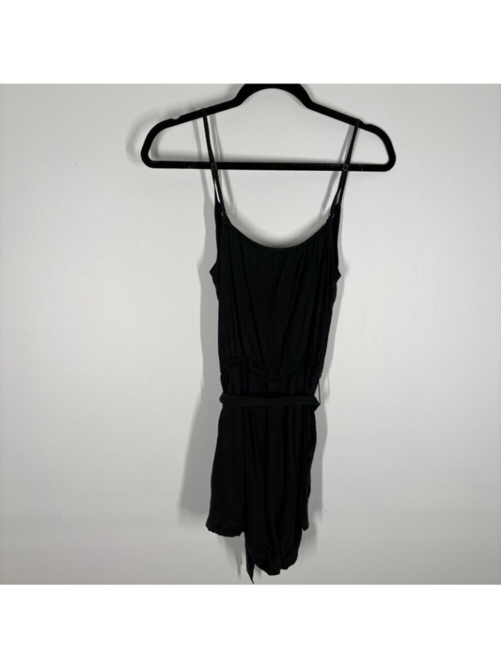Abercrombie & Fitch Wmn S Black Sleeveless Tie Waist Surplice Utility Romper NWT - Picture 12 of 12